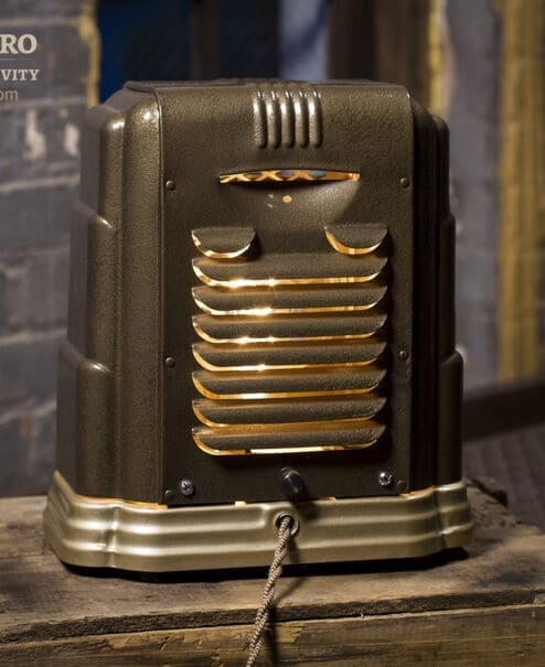 Alternative view of Vintage Heater Table Lamp