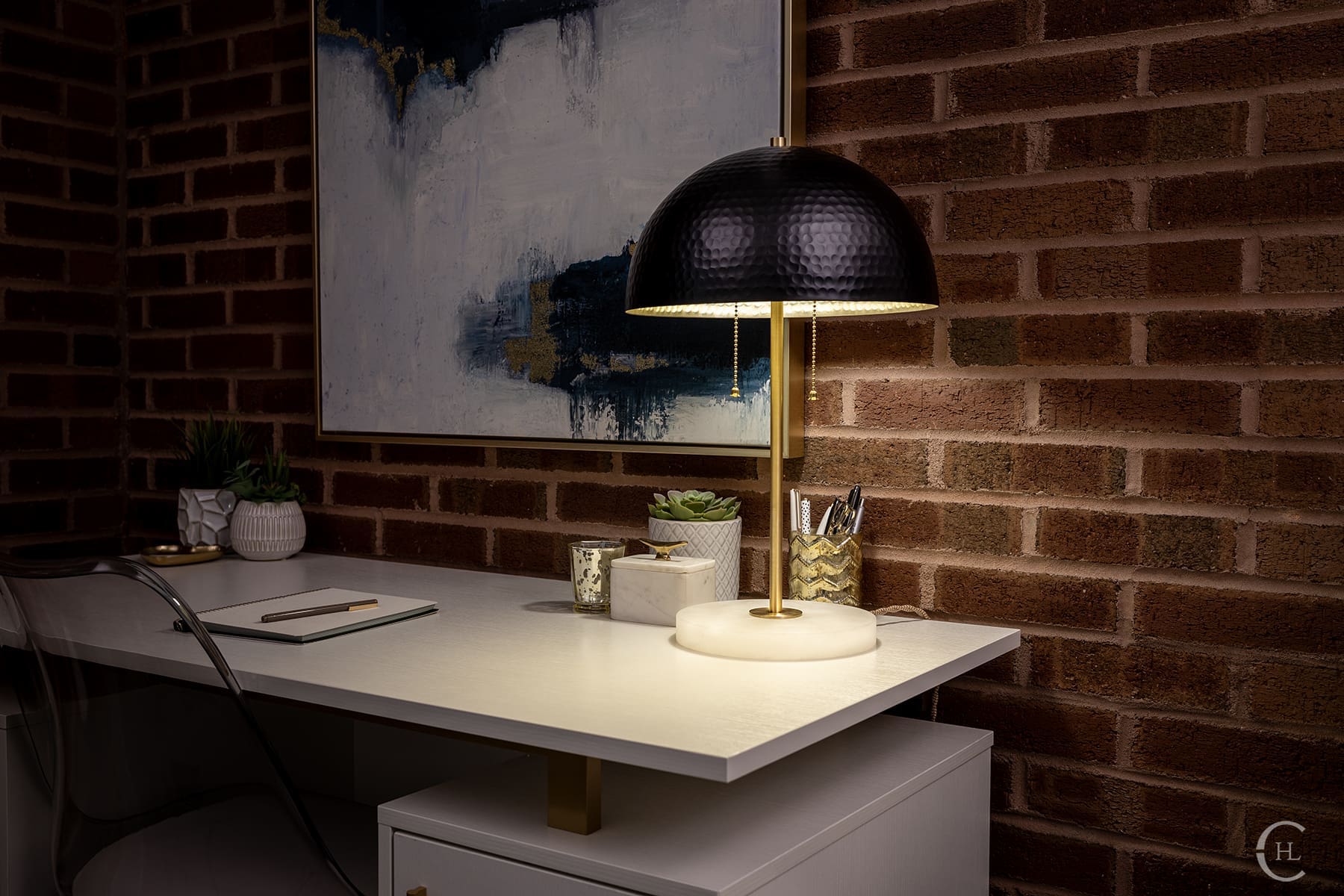 Hammered Dome Table Lamp
